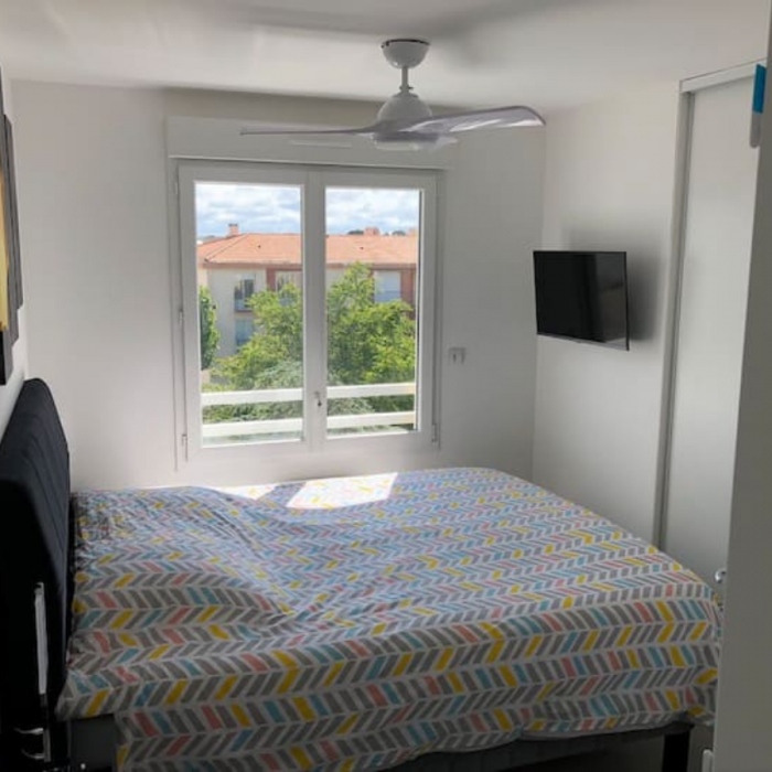 appartement-envies-d-ailleurs-vue-chambre-2